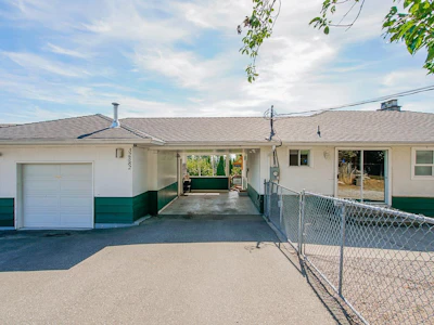 32582 Fleming Avenue - 3