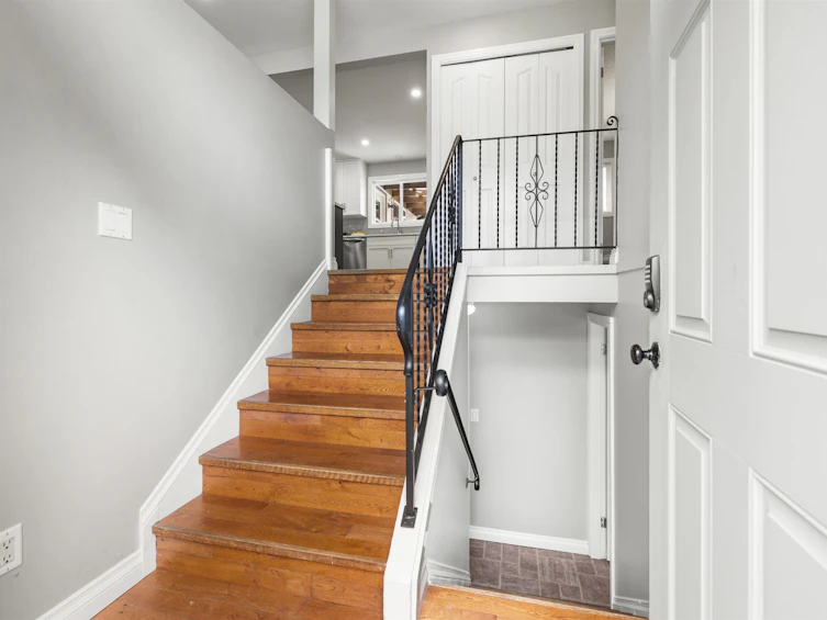 2454 Aladdin Crescent, Abbotsford, BC, V2S 5K7 - 4