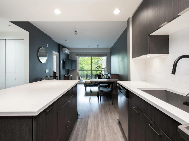 201-719 W 3rd Street, North Vancouver, BC, V7M 0E7 - 7