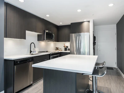 201-719 W 3rd Street - 5
