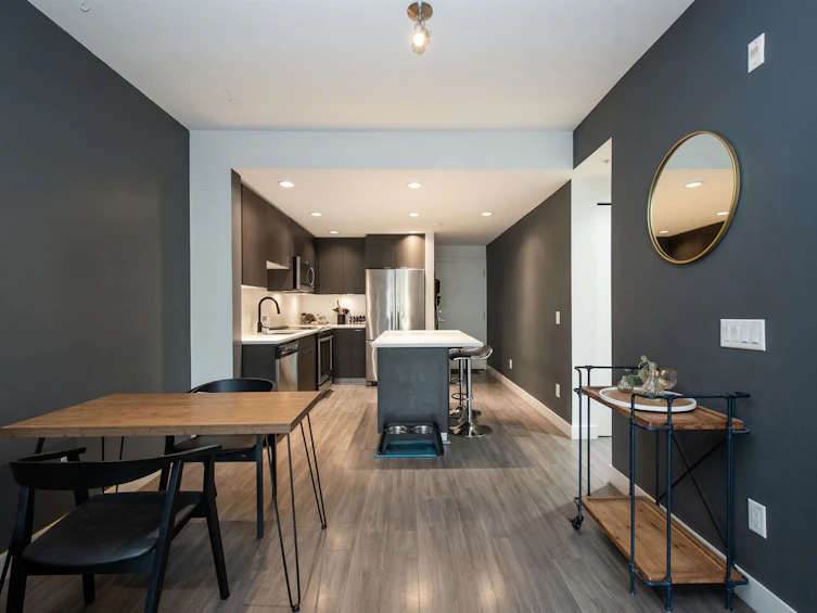 201-719 W 3rd Street, North Vancouver, BC, V7M 0E7 - 9
