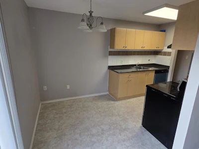 339-8091 Ryan Road - 4