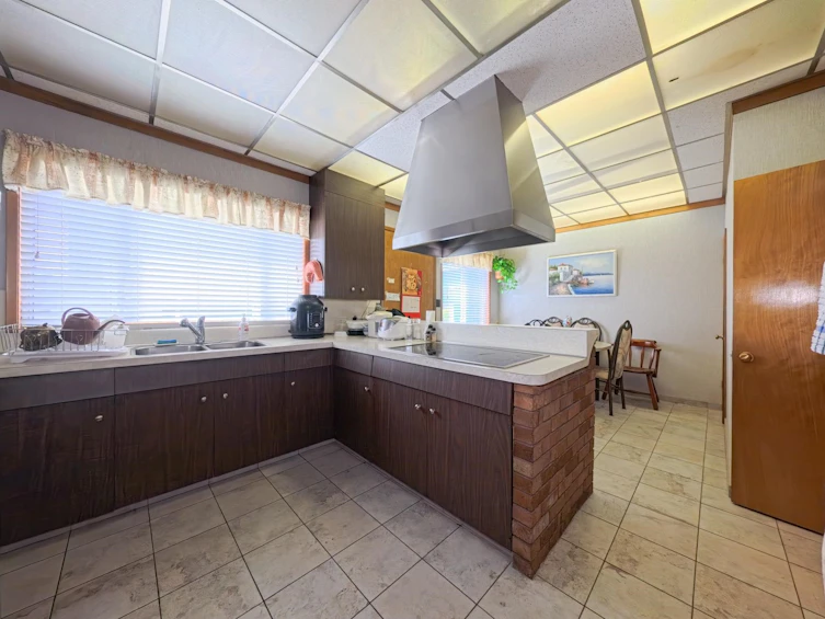 6762 Neal Street, Vancouver, BC, V6P 3N5 - 18