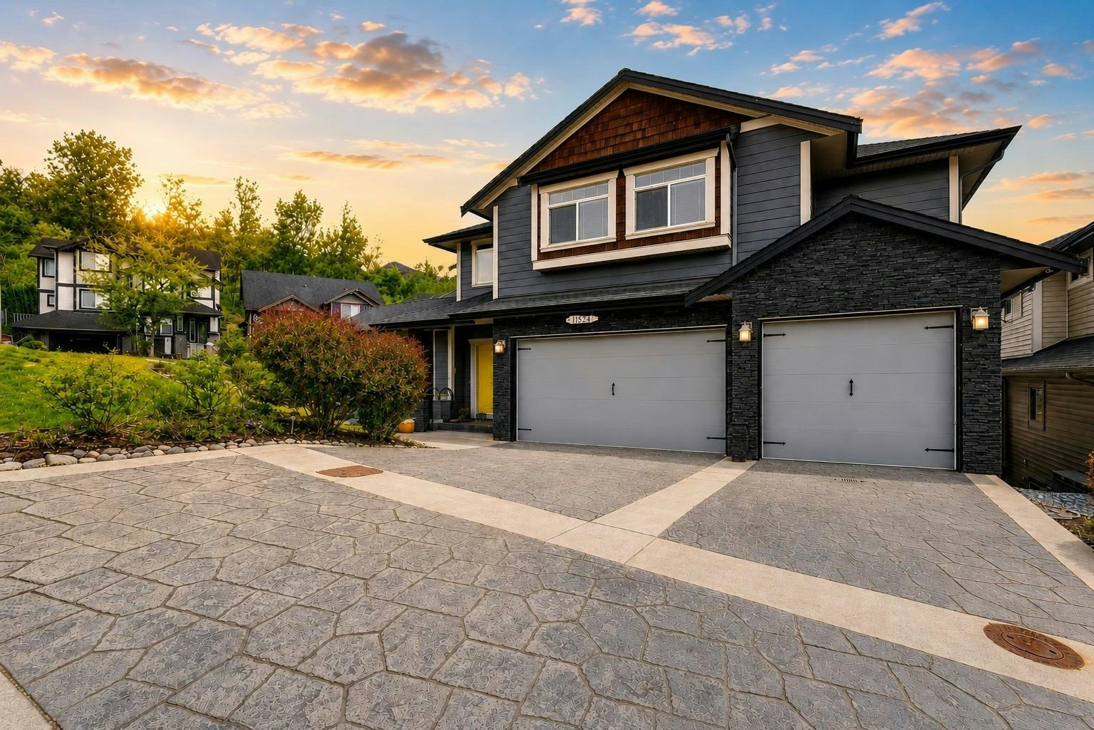 24696 103a Avenue, Maple Ridge, BC, V2W 0B1