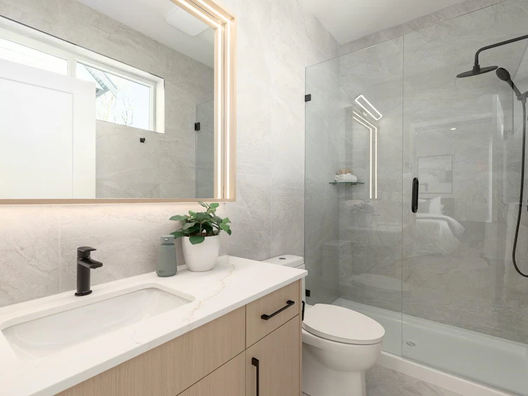 1-3506 E Pender Street, Vancouver, BC, V5K 2E3 - 25