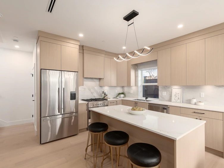 1-3506 E Pender Street, Vancouver, BC, V5K 2E3 - 9