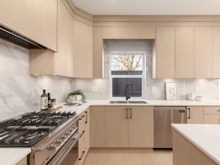 1-3506 E Pender Street, Vancouver, BC, V5K 2E3 - 12