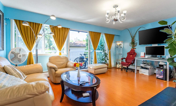 212-8020 Ryan Road
