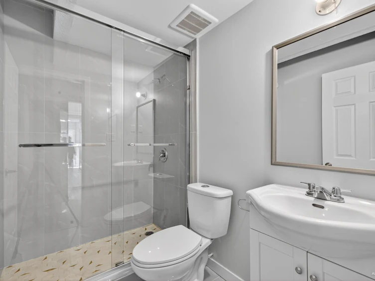 7561 Angus Drive, Vancouver, BC, V6P 5K1 - 18