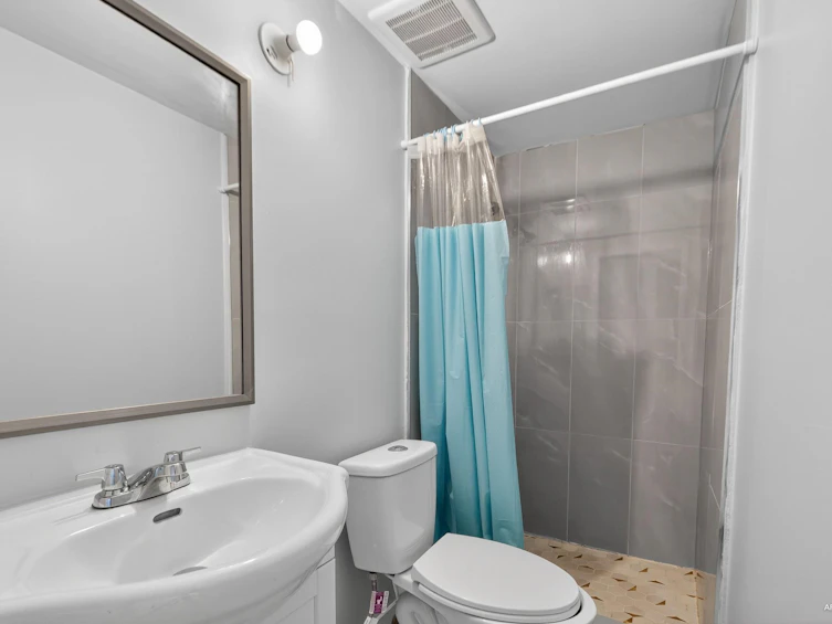 7561 Angus Drive, Vancouver, BC, V6P 5K1 - 29