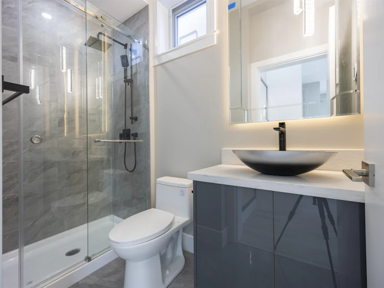 2-5808 Lanark Street, Vancouver, BC, V5P 2Y4 - 11