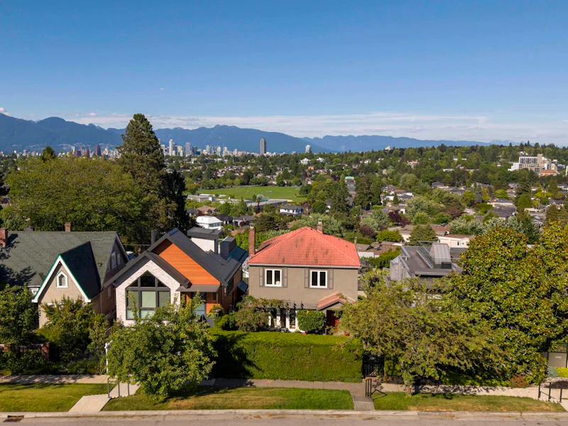 4394 Quesnel Drive, Vancouver BC V6L 2X6