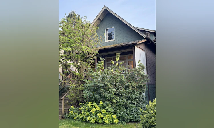 2012 York Avenue