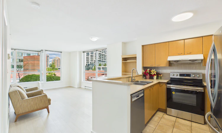 611-6028 Willingdon