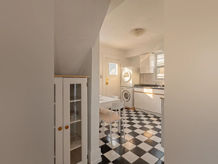 2273 E 2nd Avenue, Vancouver, BC, V5N 1G1 - 15