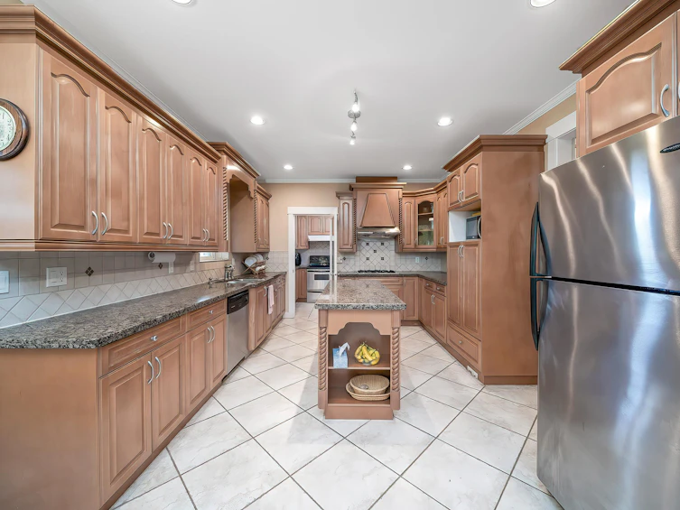 15959 110a Avenue, Surrey, BC, V4N 4Y2 - 14