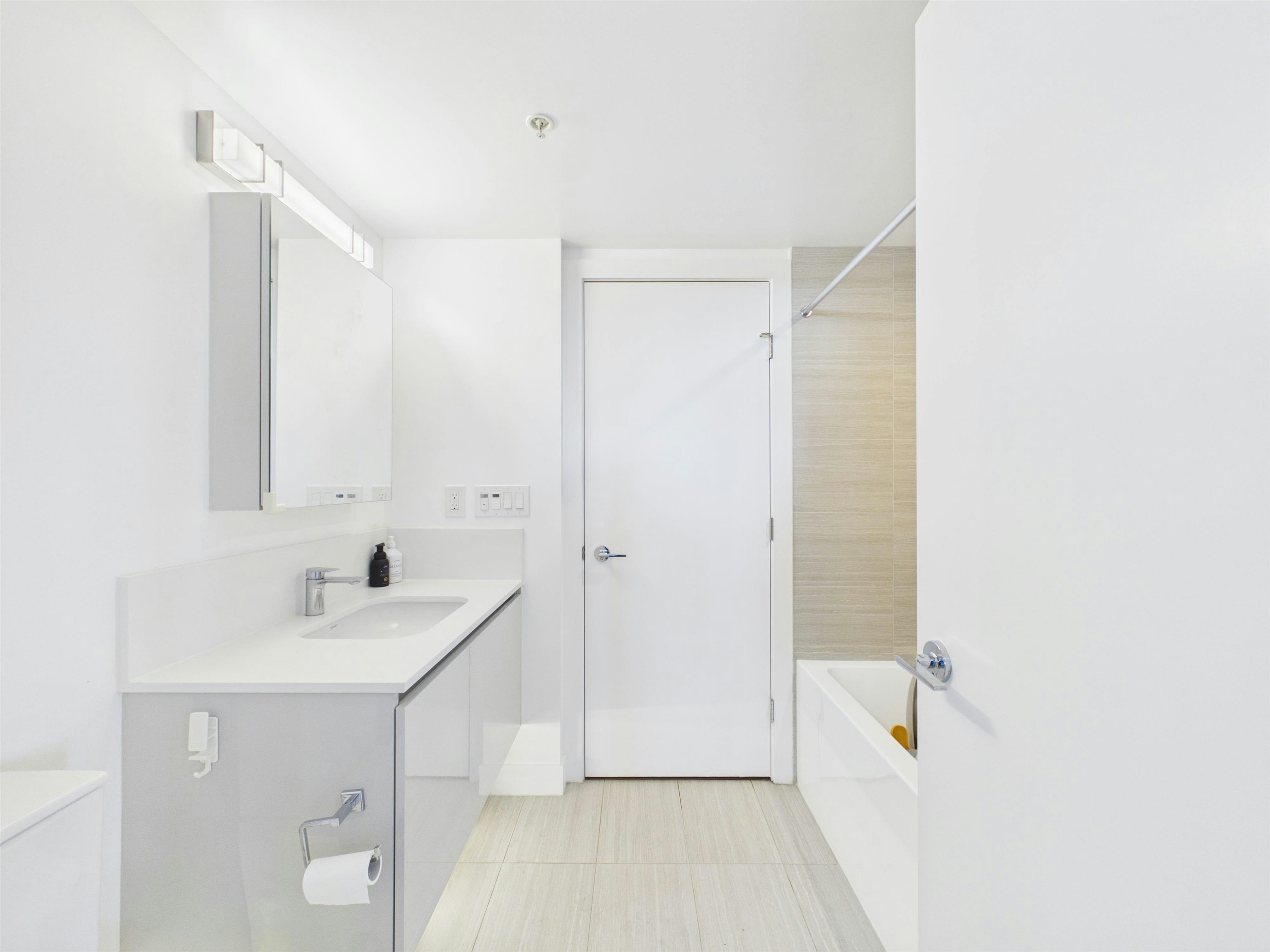 1101-5788 Gilbert Road, Richmond, BC, V6X 1B7 - 17