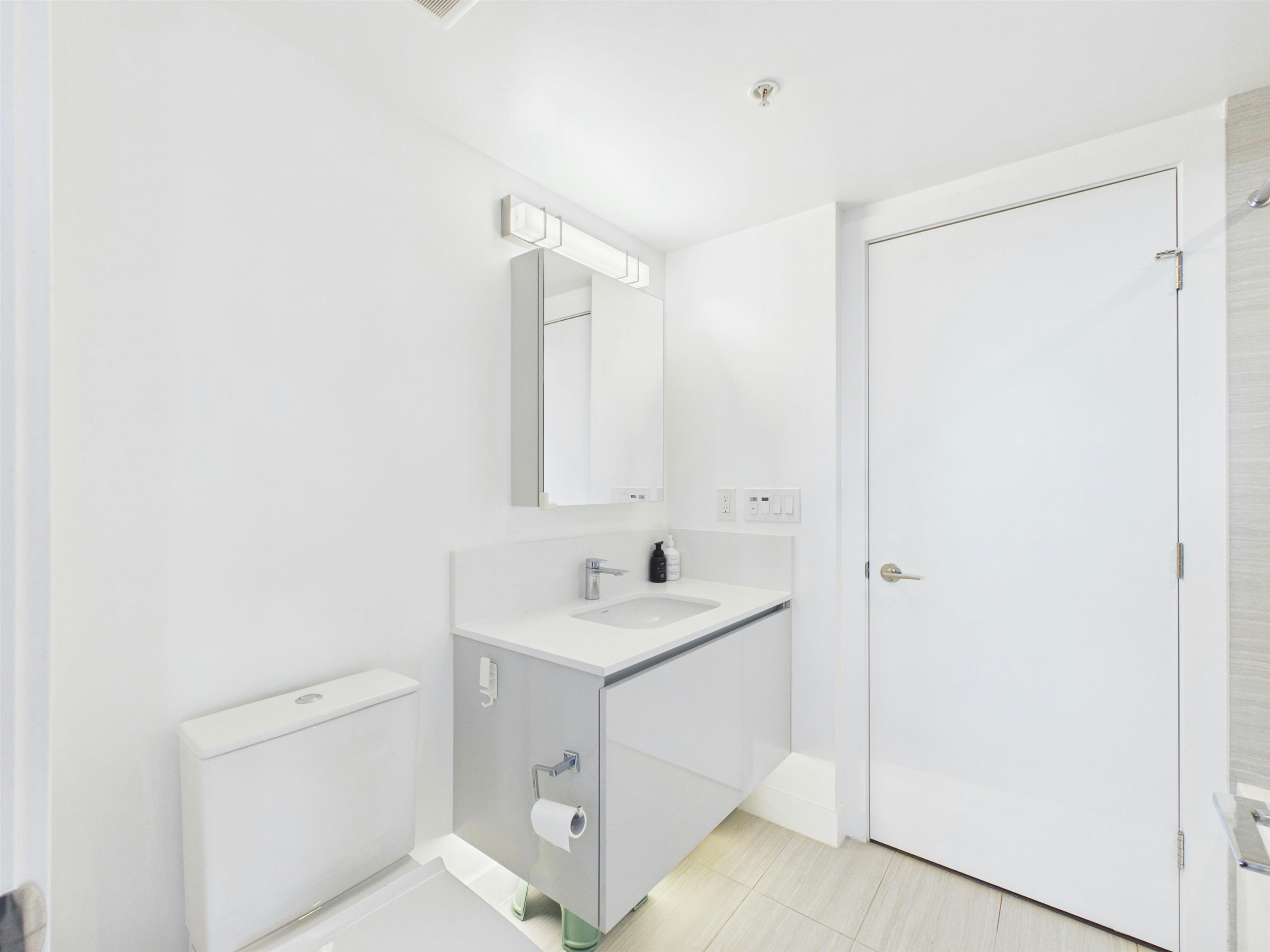 1101-5788 Gilbert Road, Richmond, BC, V6X 1B7 - 18