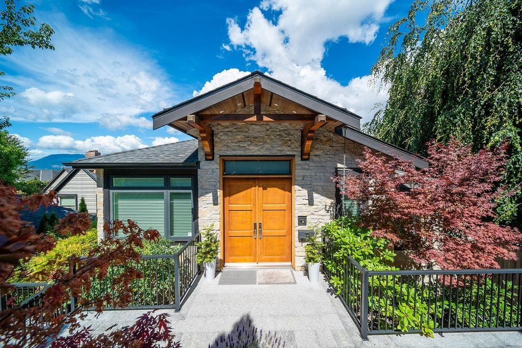4578 Puget Drive - 5