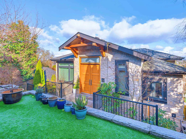 4578 Puget Drive, Vancouver, BC, V6L 2V8 - 2