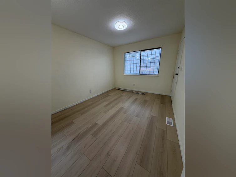 5794 Lanark Street, Vancouver, BC, V5P 2Y5 - 14