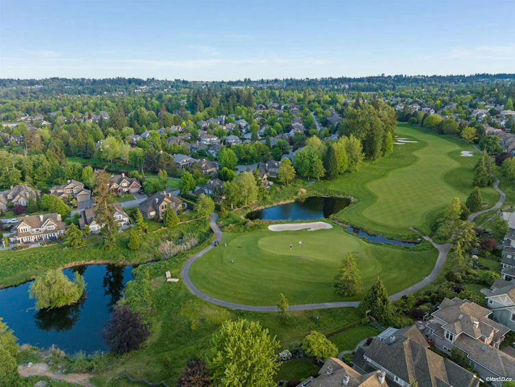 3928 159 Street, Surrey, BC, V3Z 0Y3 - 3