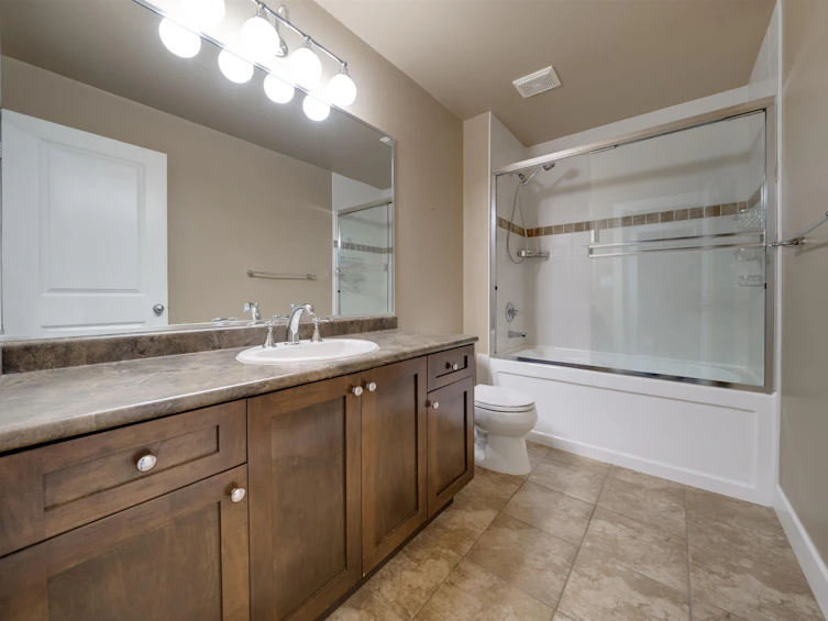 3928 159 Street, Surrey, BC, V3Z 0Y3 - 38