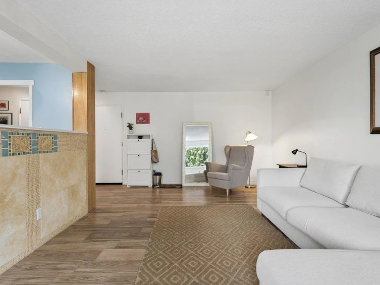 207-2494 Cornwall Avenue, Vancouver, BC, V6K 1B8 - 3