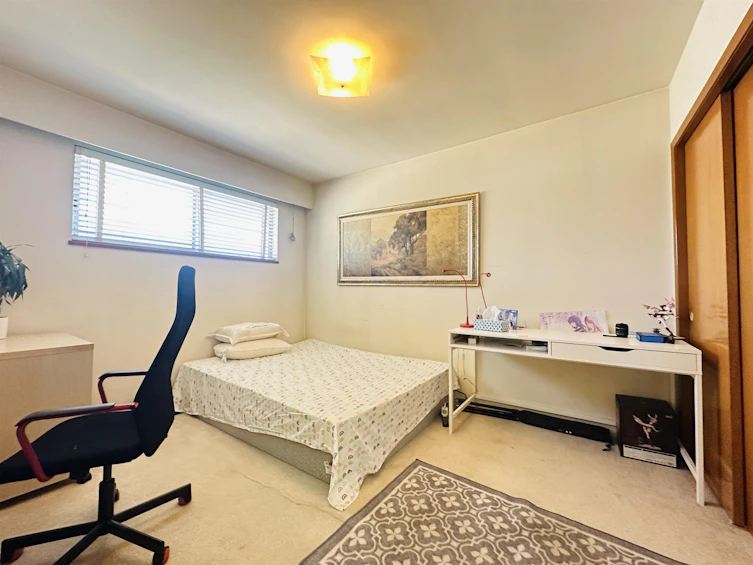 2887 W 24th Avenue, Vancouver, BC, V6L 1R3 - 5