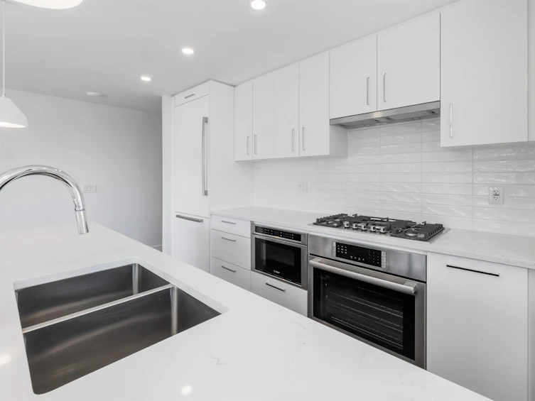 307-1588 Johnston Road, Surrey, BC, V4B 0C5 - 10