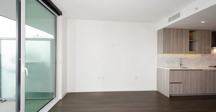 2403-89 Nelson Street, Vancouver, BC, V6Z 0E7 - 3