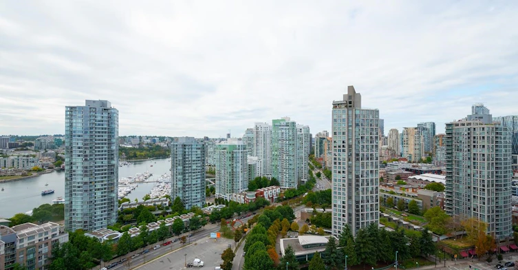 2403-89 Nelson Street, Vancouver, BC, V6Z 0E7