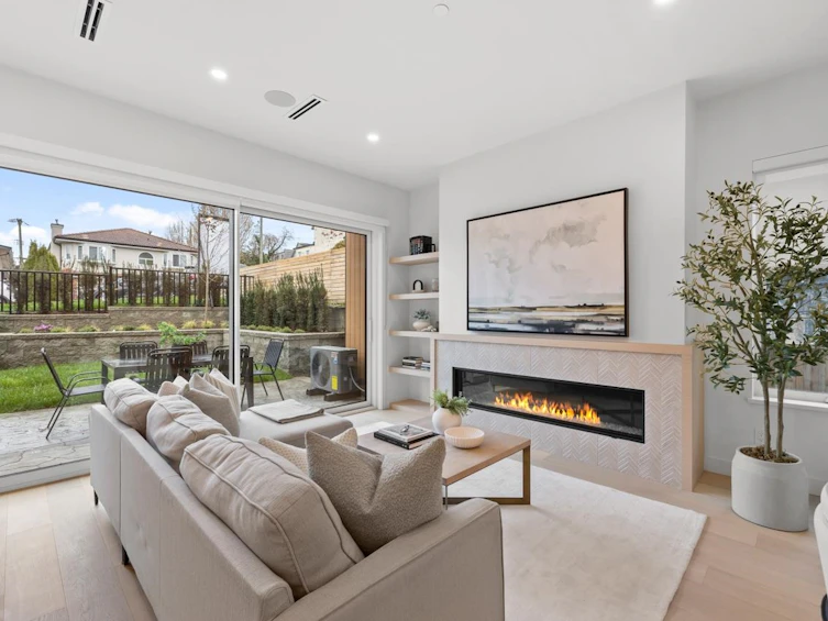 1-727 E 31st Avenue, Vancouver, BC, V5V 2W9