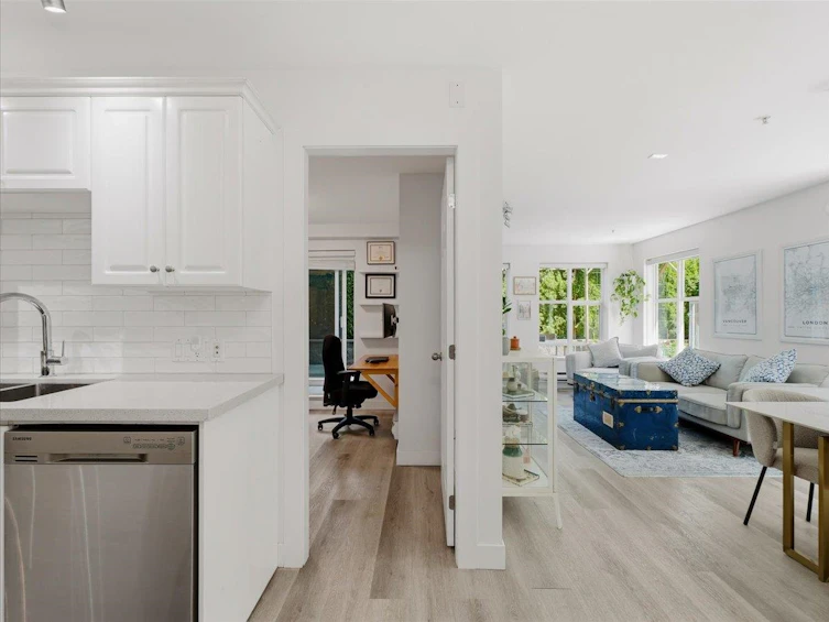112-155 E 3rd Street, North Vancouver, BC, V7L 1E5 - 22