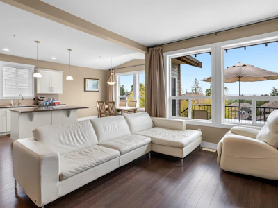 13735 230a Street - 2