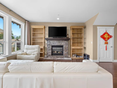 13735 230a Street - 3