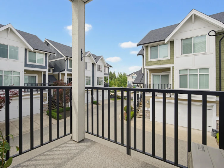 22-7374 194a Street, Surrey, BC, V4N 6P8 - 8