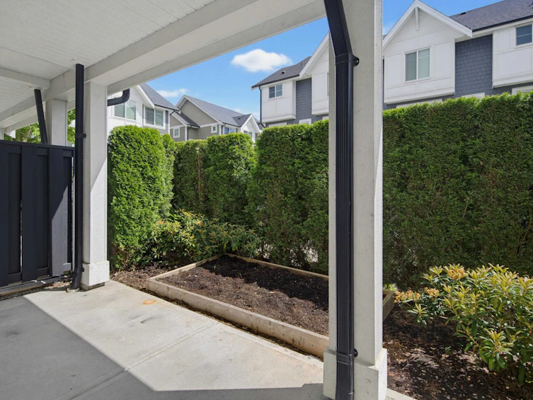 22-7374 194a Street, Surrey, BC, V4N 6P8 - 35