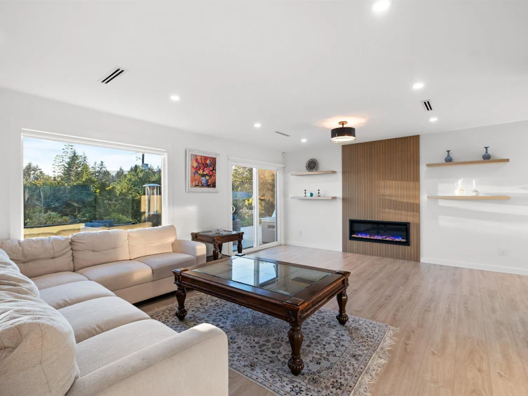 3812 Dalkeith Drive, North Vancouver, BC, V7N 3N6 - 14