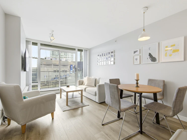 903-688 Abbott Street, Vancouver, BC, V6B 0B9