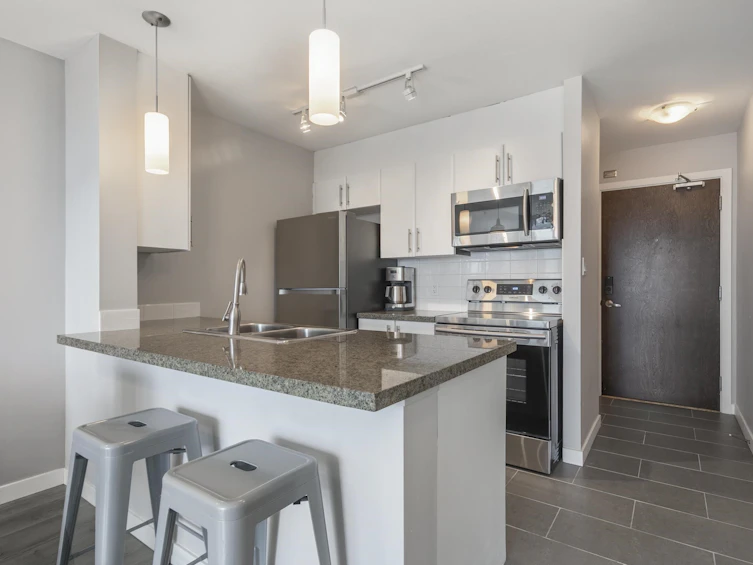 903-688 Abbott Street, Vancouver, BC, V6B 0B9 - 5