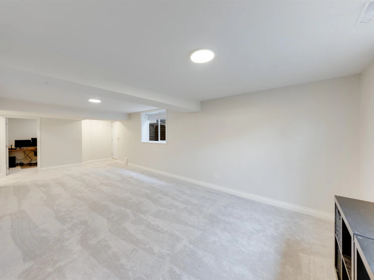 16330 Lincoln Woods Court, Surrey, BC, V3Z 0J8 - 37