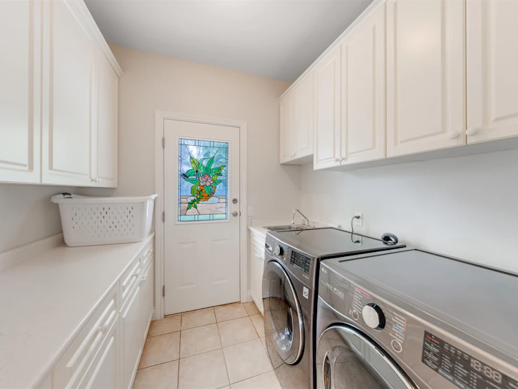 16330 Lincoln Woods Court, Surrey, BC, V3Z 0J8 - 26