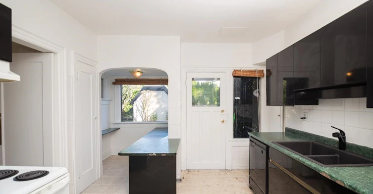 16th Arbutus Street, Vancouver, BC, V6J 3Z4 - 10