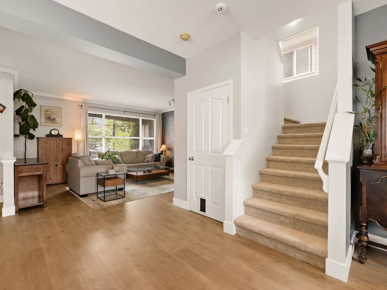 24327 102 Avenue, Maple Ridge, BC, V2W 1X9 - 16