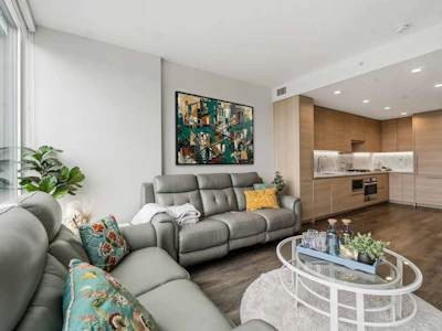 2303-305 Morrissey Road - 5