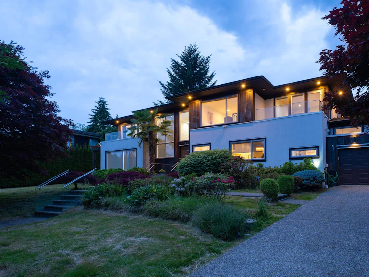 985 Eyremount Drive, West Vancouver, BC, V7S 2B4