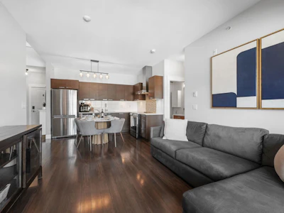 406-5811 177b Street - 3