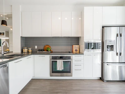 39-3399 151 Street - 5
