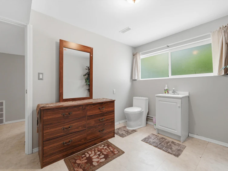 31821 Silverdale Avenue, Mission, BC, V2V 2K8 - 24